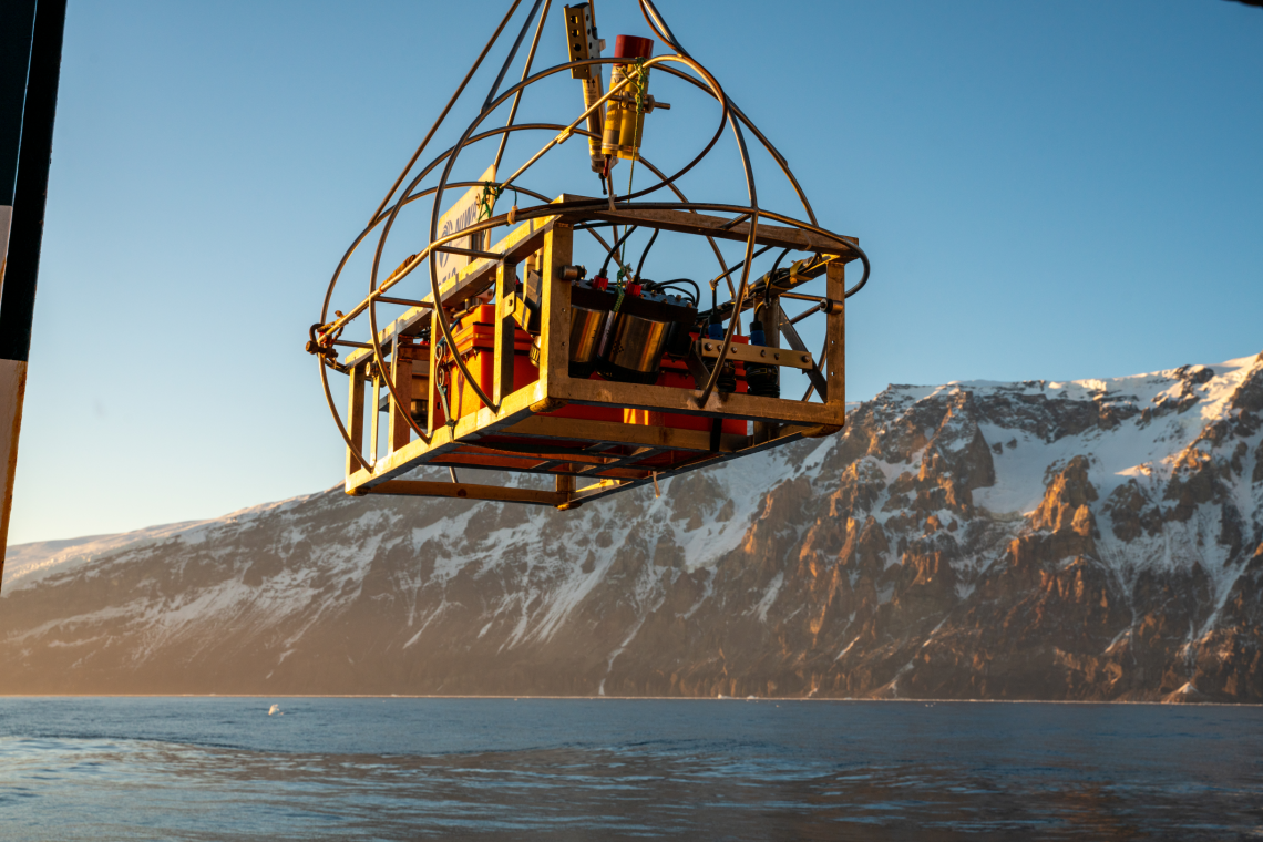 DTIS Antarctica - RV Tangaroa Cape Adare sunrise